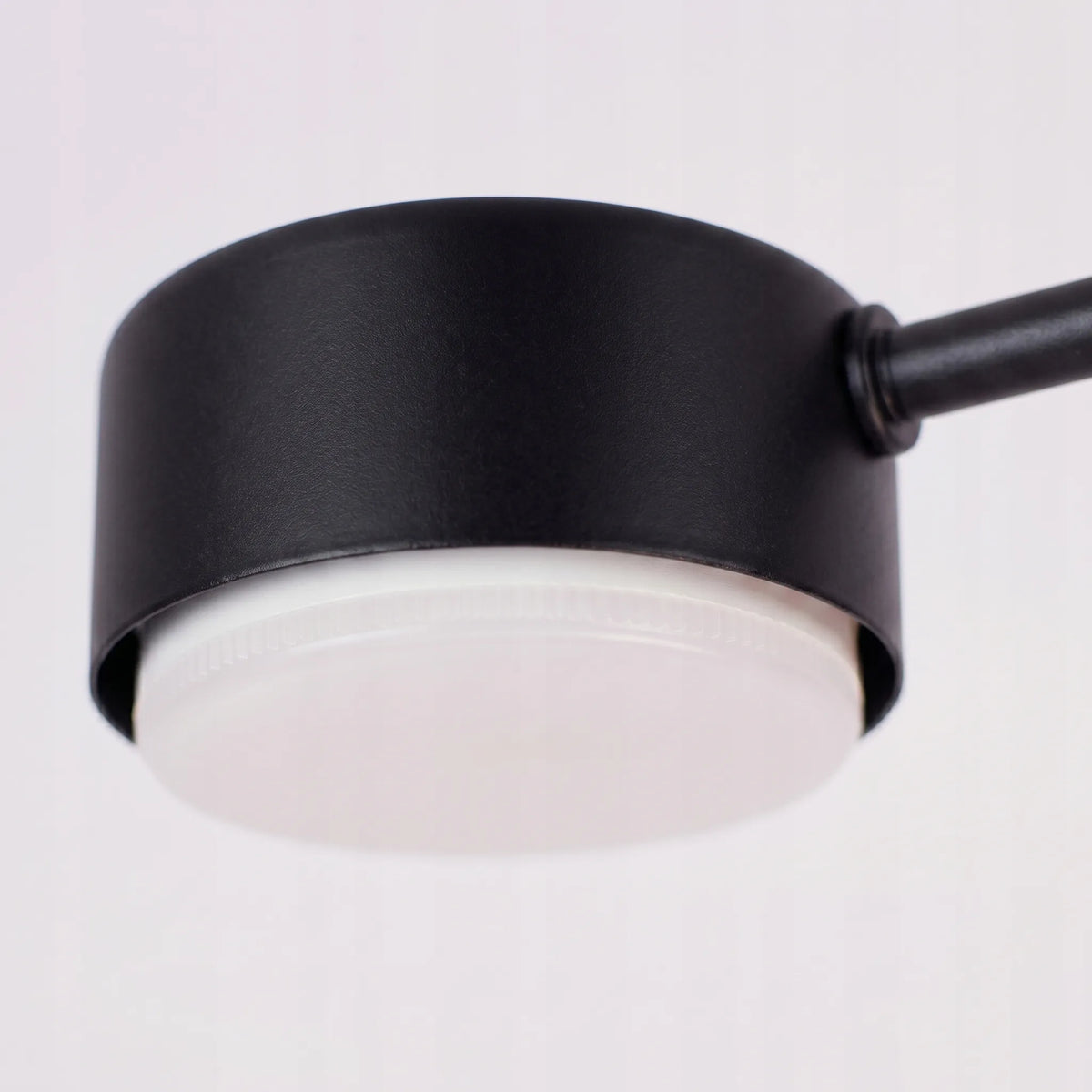 Didelis minimalistinis juodas loft stiliaus lubinis šviestuvas – 6 × GX53