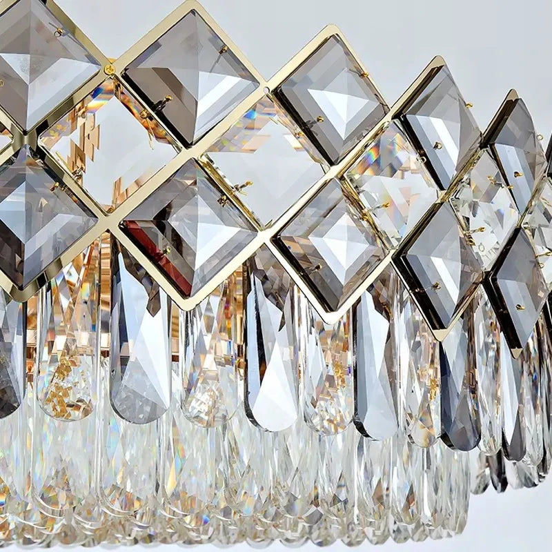 Auksinis krištolinis pakabinamas lubinis šviestuvas „Glamour“ – 8 × E14 TOOLIGHT