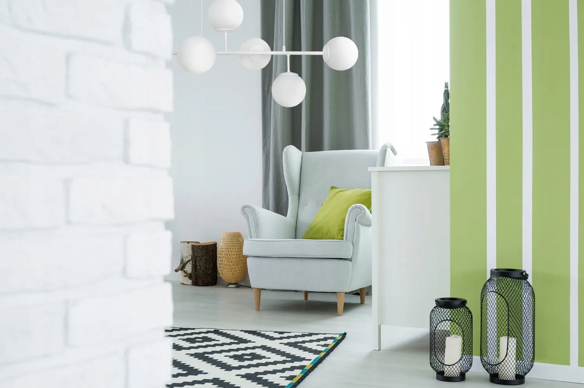 Baltas pakabinamas lubinis šviestuvas Light Home SIENA, 6 stikliniai gaubtai, lofto stilius