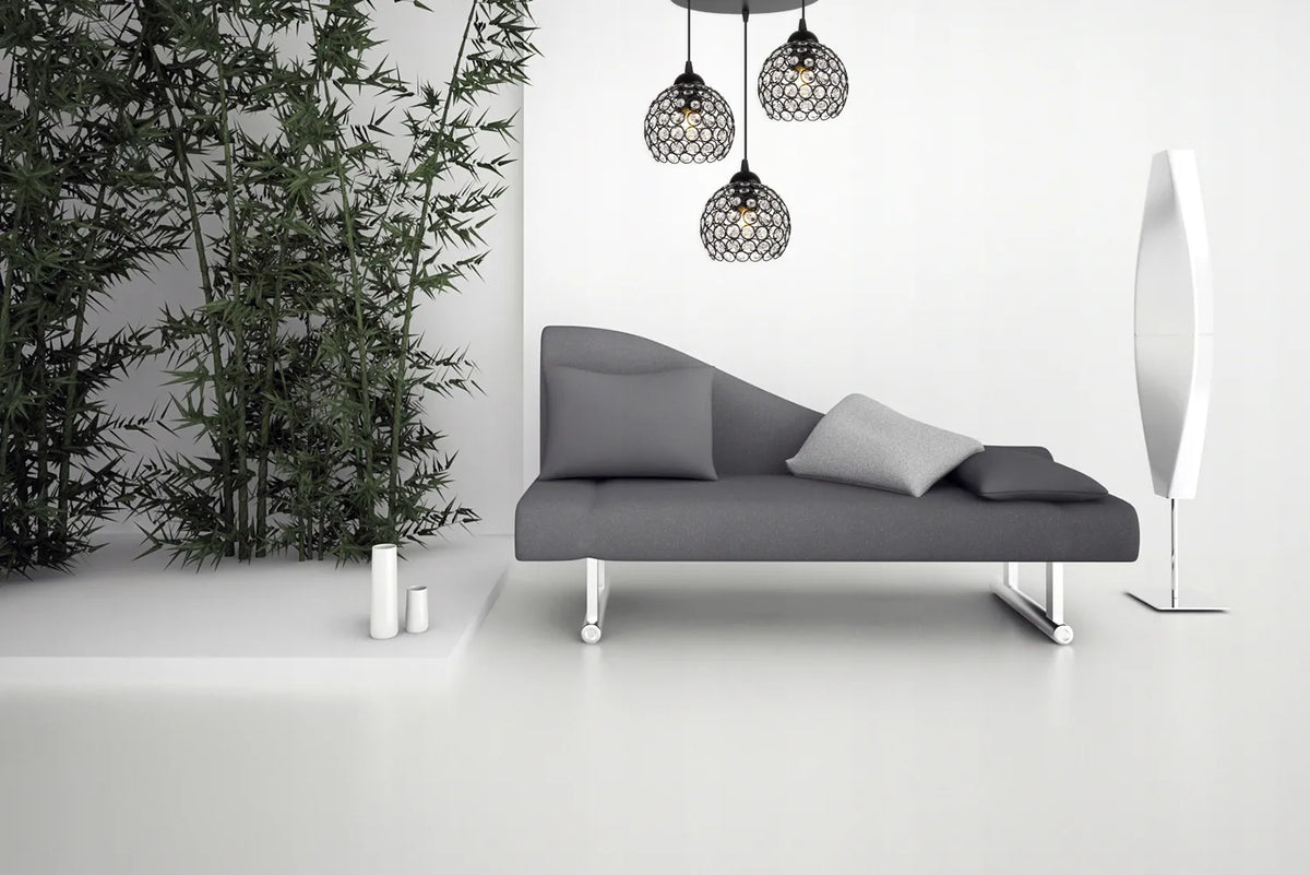 GLAMŪRINIS TRIJŲ ŠVIESOS ŠALTINIŲ KABAMASIS LUBŲ ŠVIESTUVAS „CRYSTAL“ SU KRISTALŲ ELEMENTAIS