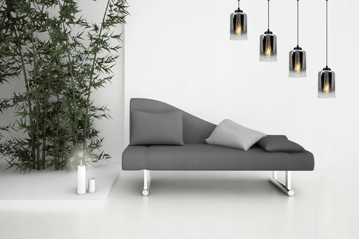 Kabantysis lubinis šviestuvas – juodas „Glamour“ stiliaus stiklinis šviestuvas virš stalo, lofto stilius