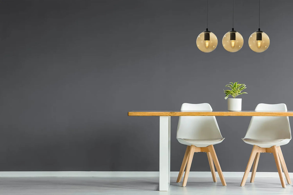 Kabantysis lubinis šviestuvas „Paris“ su trimis stikliniais rutuliais, „Light Home“