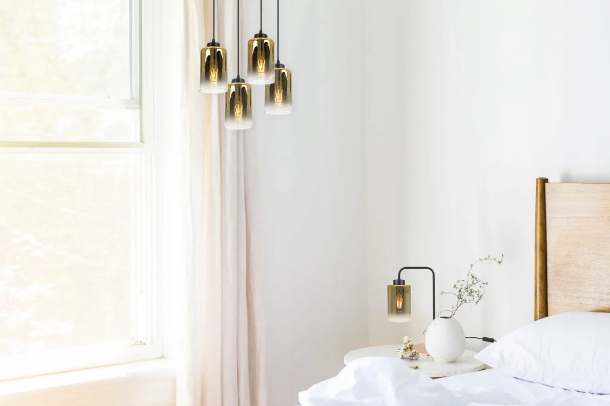 „Light Home“ pakabinamas lubinis šviestuvas – juodas „Glamour“ stiliaus stiklinis šviestuvas virš stalo, „Loft“