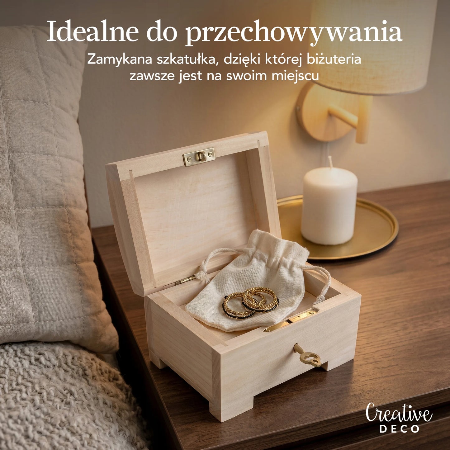 Maža medinė dėžutė su rakteliu Creative Deco papuošalams, 10,6x7,5x7,5 cm