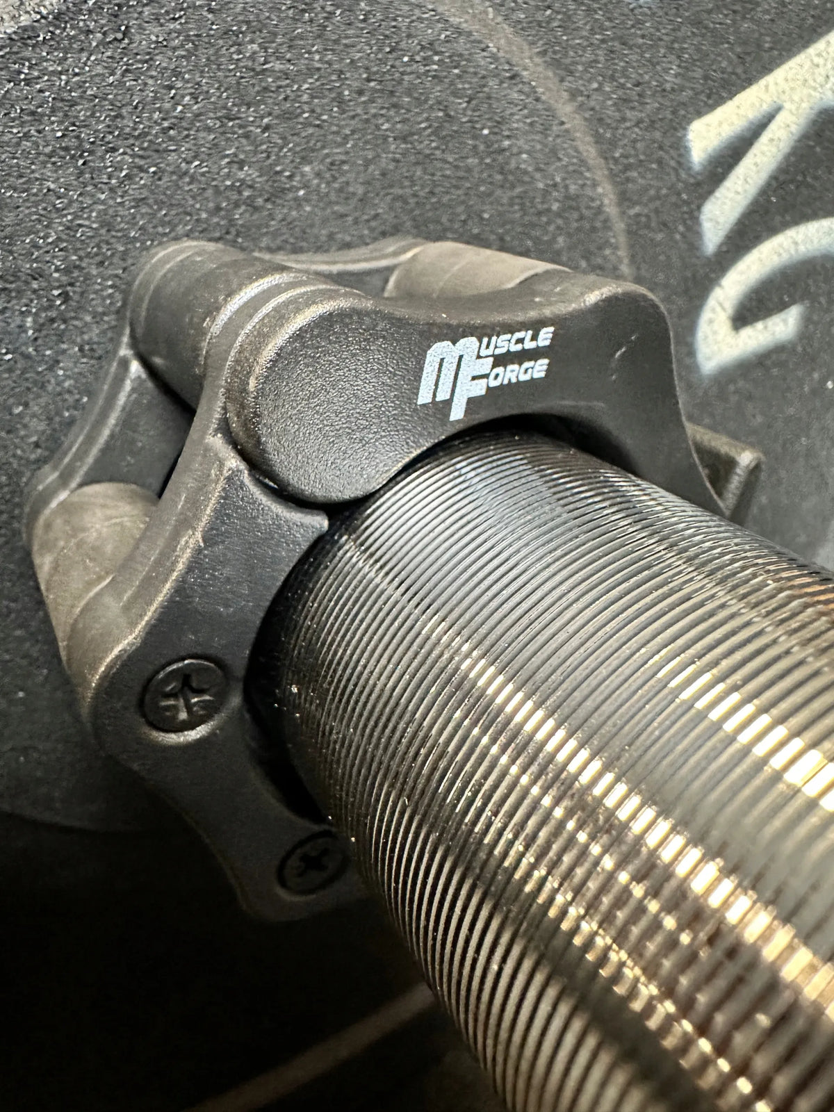 MuscleForge 50 mm olimpiniai fiksatoriai štangai, 2 vnt.