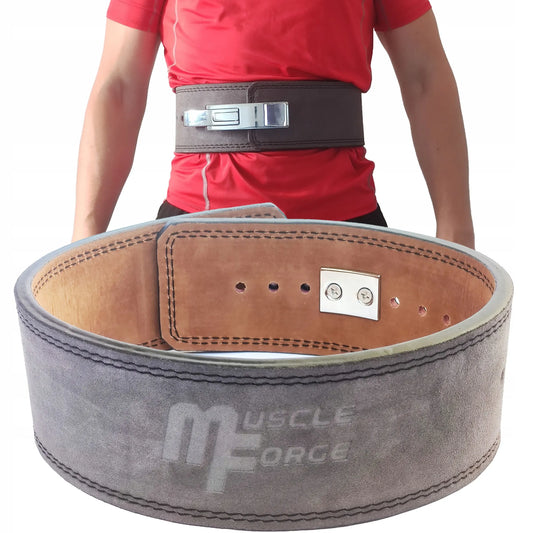 MuscleForge odinis jėgos trikovės diržas su sagtimi, L dydis