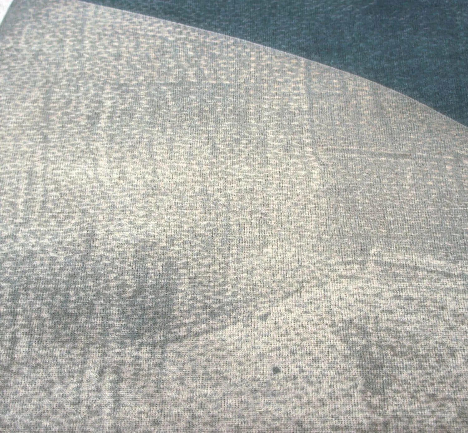 NESLYDUS kilimas svetainei – madingas, modernus, lofto stiliaus, 60x100 cm