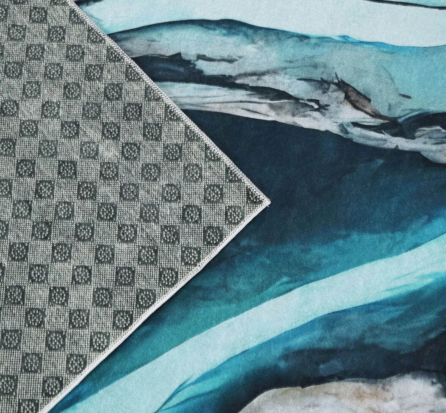 Neslystantis modernus lofto stiliaus kilimas svetainei ir kambariui 60x100 cm