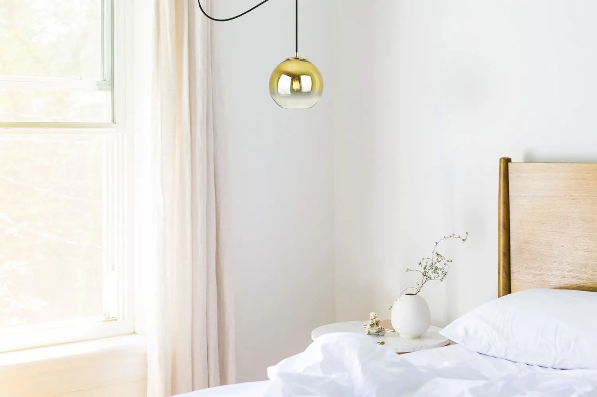Pakabinamas lubinis šviestuvas „Light Home“ SPIDER BERGEN GOLD 2330/1/15, viengubas, juodas, su auksiniu 15 cm gaubtu