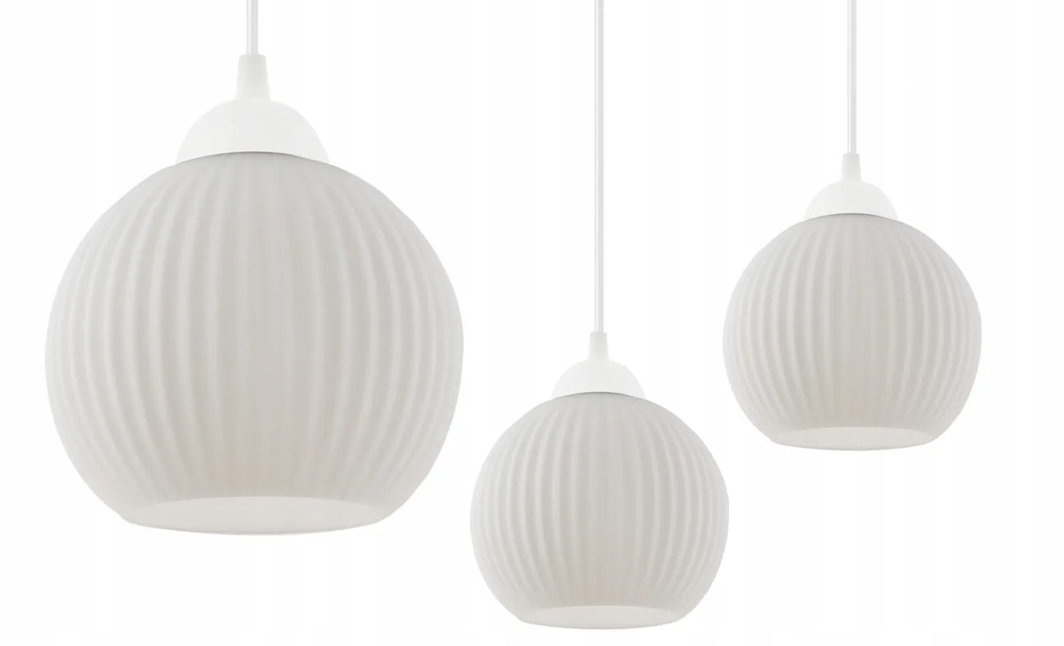 Pakabinamas lubinis šviestuvas „Pajūk“ LOFT, 4 šviesos šaltiniai, balti stikliniai gaubtai, E27