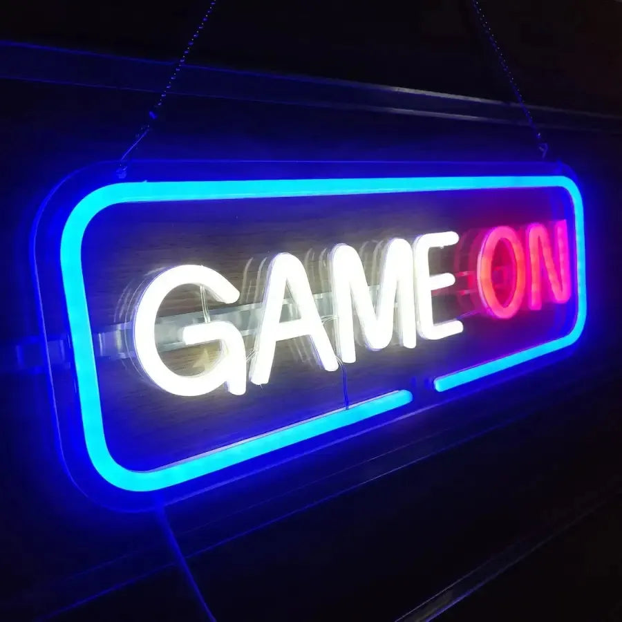 Spalvotas „Game On“ LED neoninis užrašas žaidėjų kambariui