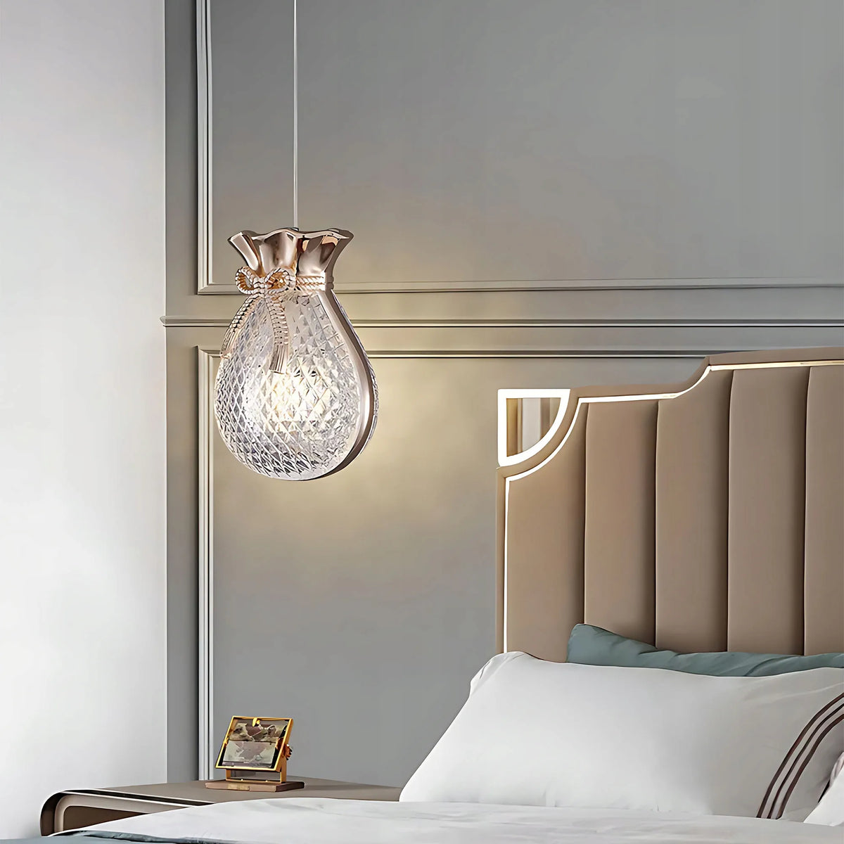 TOOLIGHT pakabinamas šviestuvas LHJ107-1CP GOLD