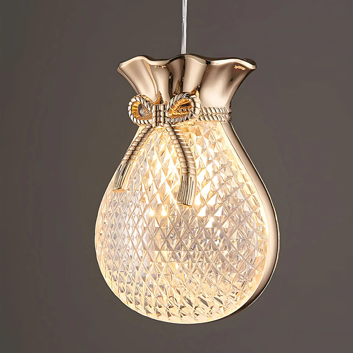TOOLIGHT pakabinamas šviestuvas LHJ107-1CP GOLD