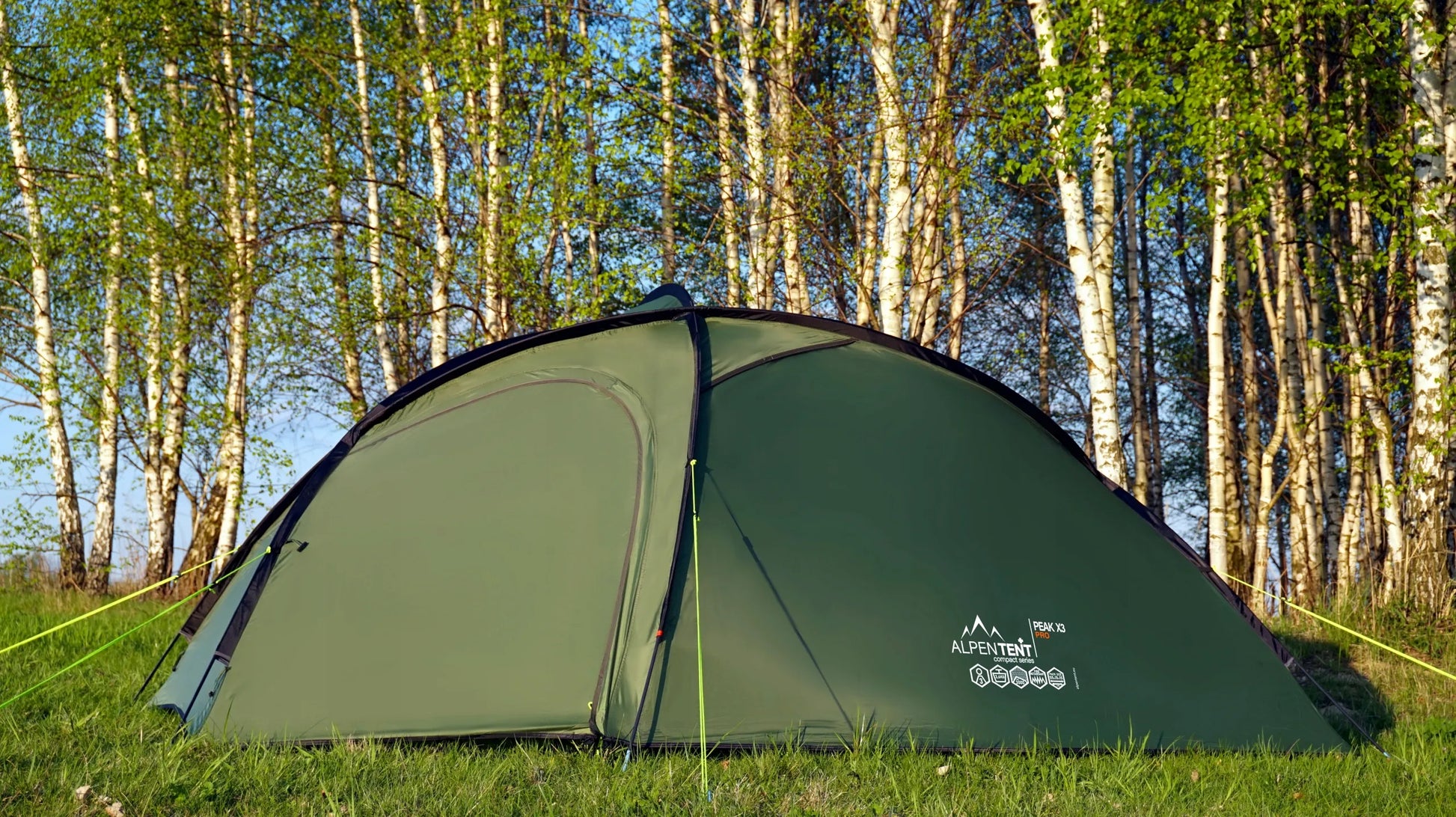 Trivietė palapinė AlpenTent Peak X3 PRO 3,6 kg