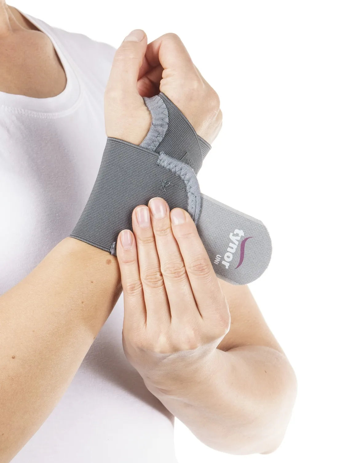 Tynor WRIST BRACE riešo įtvaras su nykščio fiksacija
